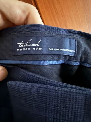 Pantalón de traje Mango a cuadros azul