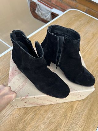Botines  de Piel Negros Talla 39