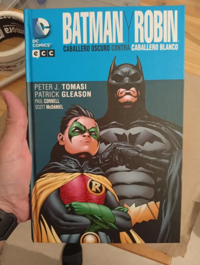Batman y Robin. Caballero Oscuro Caballero Blanco.