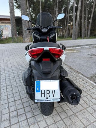 Yamaha Xmax 400 15 mil km