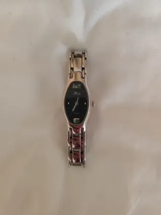 Reloj Lotus Mujer Negro y Plateado