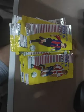 32 Sobres Cromos Mundicromo 2003