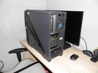 Caja Gaming Negra