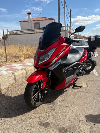 Riya T9 125cc Scooter Rojo
