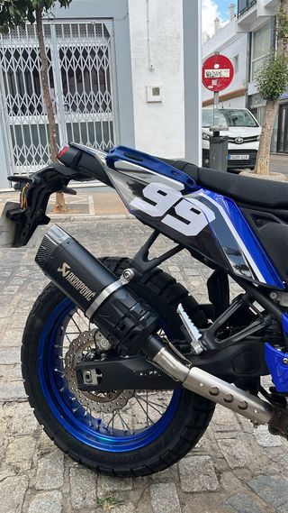 Escapes Akrapovič Yamaha Ténéré 700 2019-2025