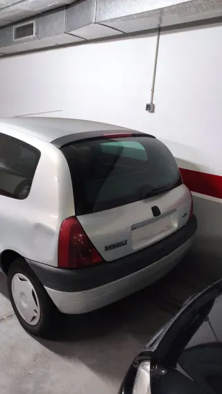 Renault Clio 1.2 (1998) 3 puertas