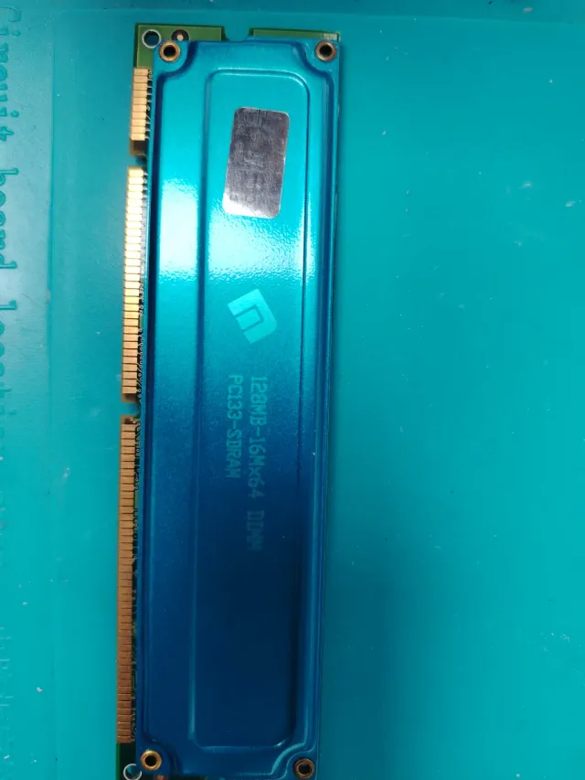 Memoria RAM Kingston DDR DIMM 128MB