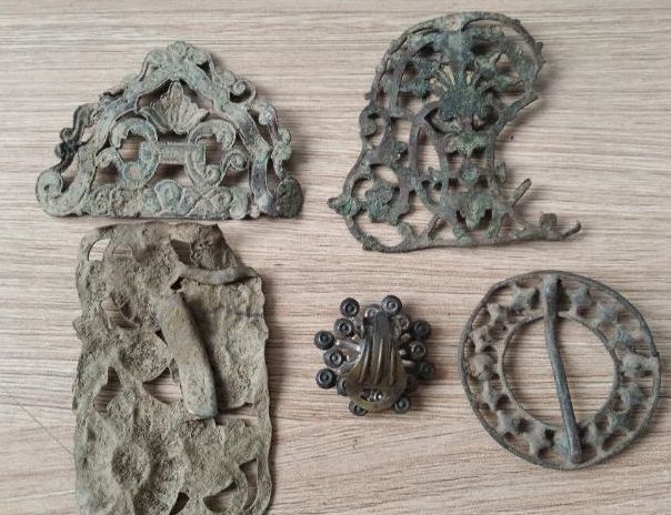 Lote Joyería Antigua Siglos XVII y XIX