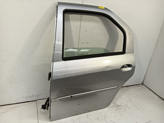 PUERTA TRASERA IZQUIERDA DACIA LOGAN Laureate | 0