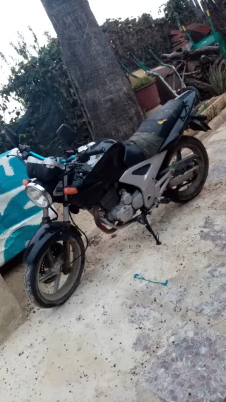 Honda CB 250