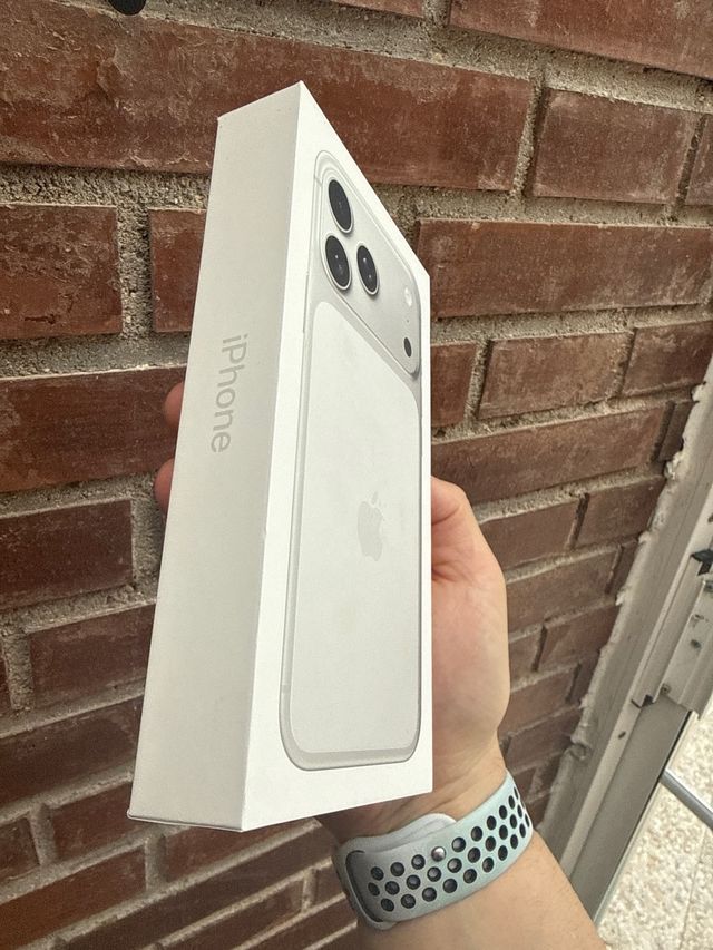 iPhone 17 Pro Max 256GB Plata