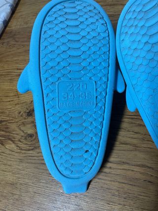 Sandalias Tiburón Niña Talla 34-35