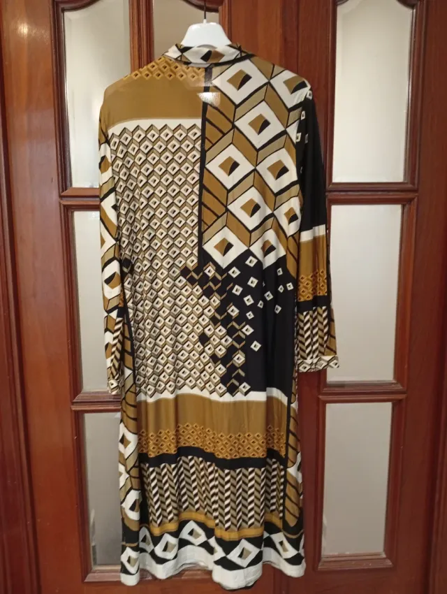 Vestido estampado geométrico