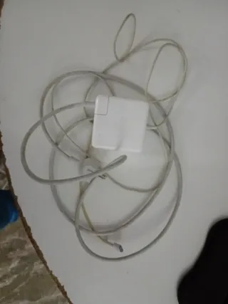 Cargador Apple MagSafe 2 85W MacBook Pro