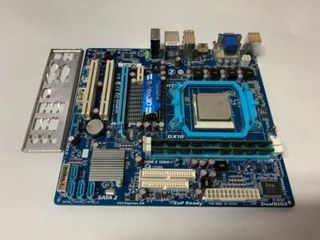 Placa base AM3+ AMD Athlon II x2 250 GA-MA78LM-S2H