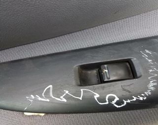 Nissan mando elevalunas delantero primera 5047587