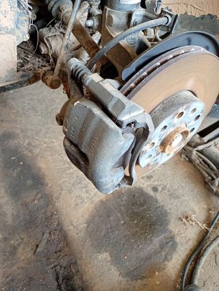 PINZA DE FRENO DELANTERA IZQUIERDA VOLKSWAGEN T-ROC (A11)