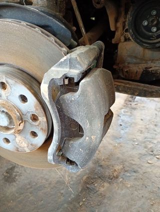 PINZA DE FRENO DELANTERA DERECHA VOLKSWAGEN T-ROC (A11)