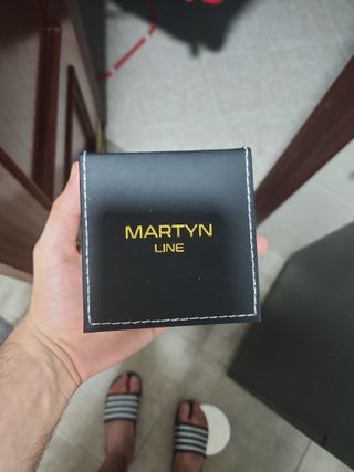 Reloj SKYLINE Dorado con Caja
