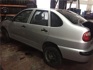 FARO DEL. DCHO SEAT CORDOBA BERLINA (6K2)(08.1999->) 1.9 D