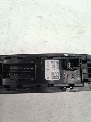 MANDO ELEVALUNAS DELANTERO IZQUIERDO PEUGEOT 208 (P2)