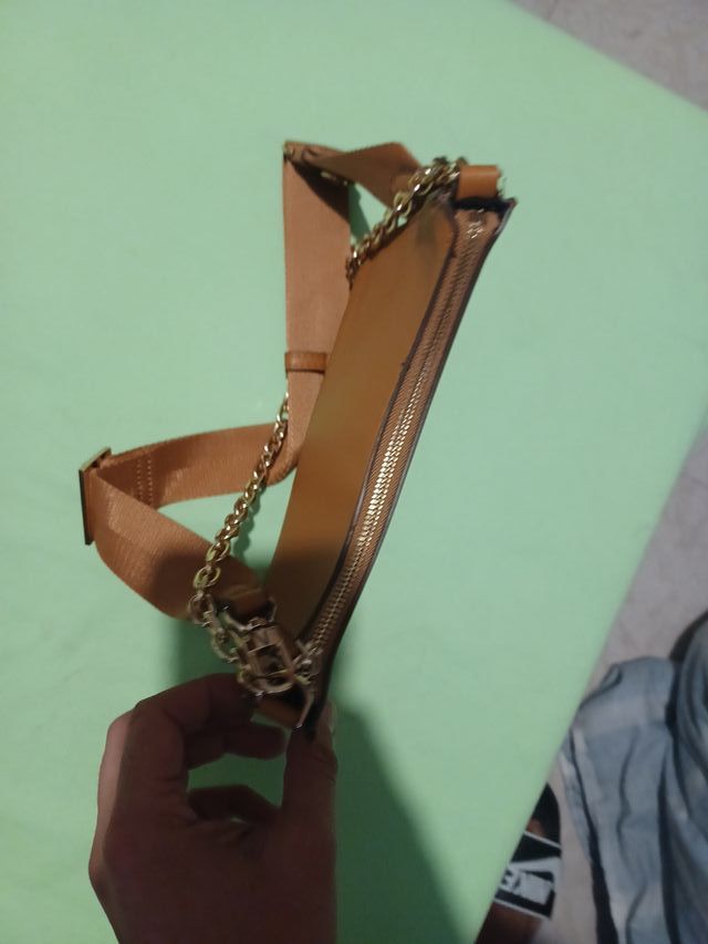 Bolso de mano marrón