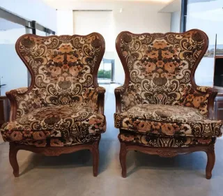 2 SILLONES OREJEROS JACINTO USAN 