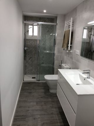 Alicatado y reforma de baños 
