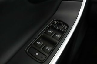 Volvo XC60 2.4 D4 Momentum AWD
