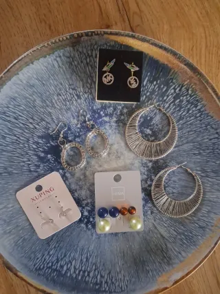 Pack de pendientes variados