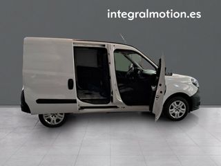 Fiat Doblò 1.3 MTJ FURGON 95CV 