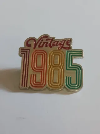Pin Vintage 1985