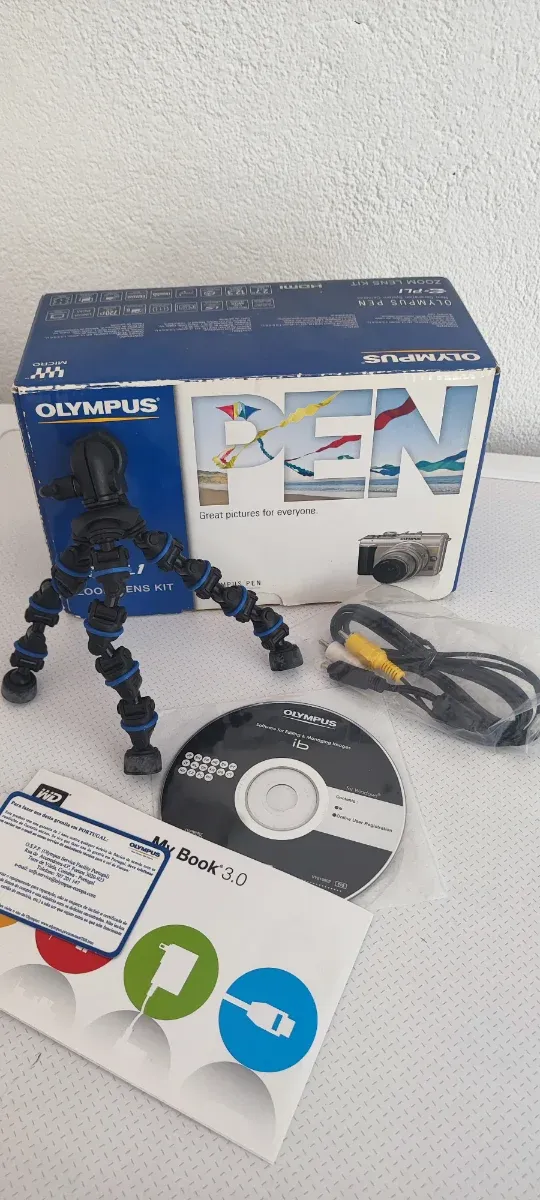 Cámara digital Olympus PEN E-PL1  Plata + Accesori