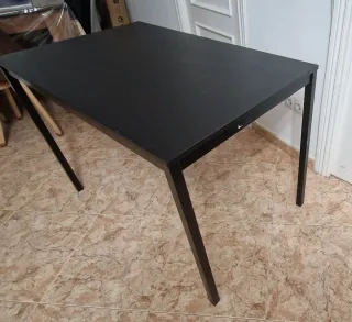 Mesa Escritorio Ikea Negro Madera y Metal