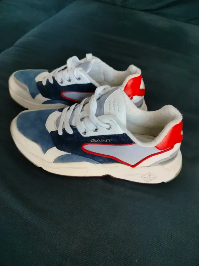 Sapatilhas Gant Azuis e Vermelhas