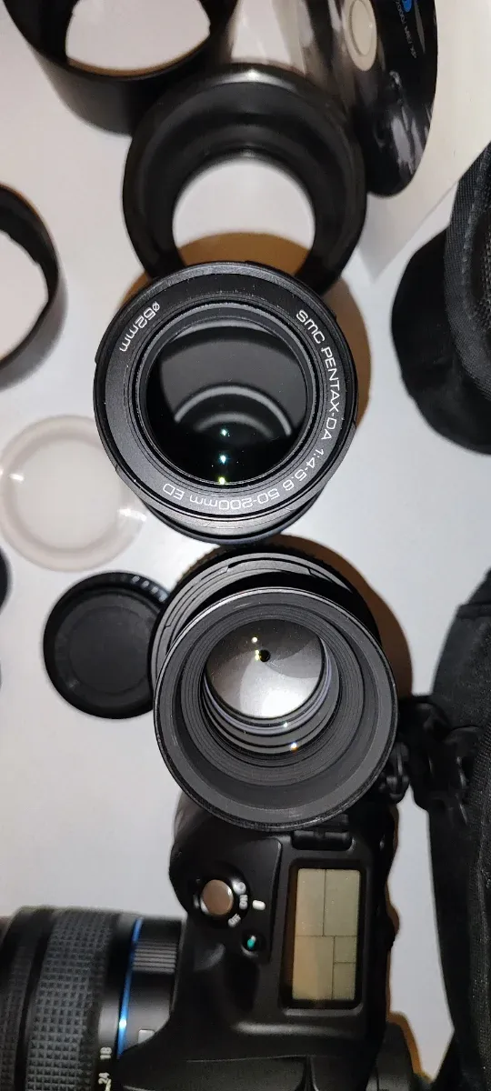 Cámara Samsung GX-10 + Lentes y Accesorios