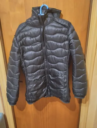 Blauer XXL, plumas.