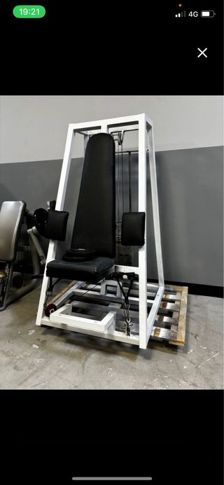 Máquina de Bíceps GIMNASIO