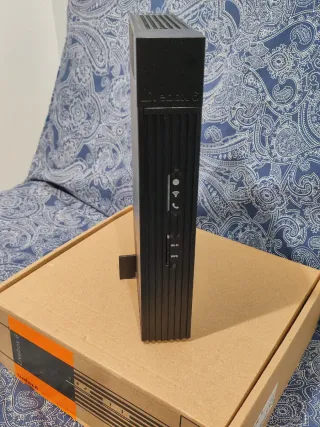 Router livebox 6 con ONT.