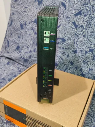 Router livebox 6 con ONT.