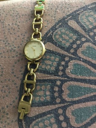 Reloj Fossil Dorado Mujer