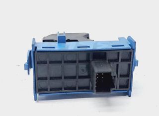 Toyota 4989316 mando elevalunas 8481005070 avensis