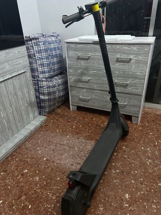 Patinete Xiaomi 4 Lite con cargador