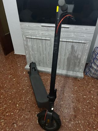 Patinete Xiaomi 4 Lite con cargador