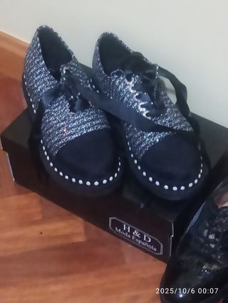 Zapatos Deportivos H&D Moda Española
Varias TAllas