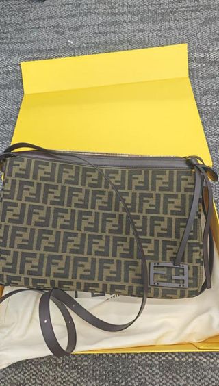 Borsa Fendi beige e marrone