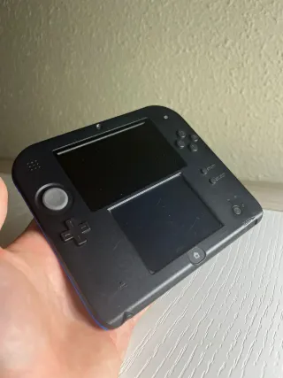 Nintendo 2DS blu e nero 