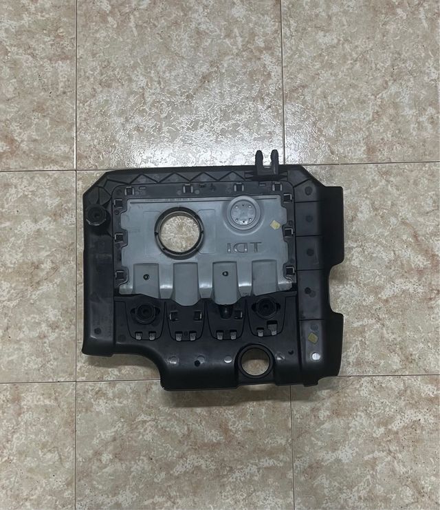 Tapa motor VW TDI Passat B6