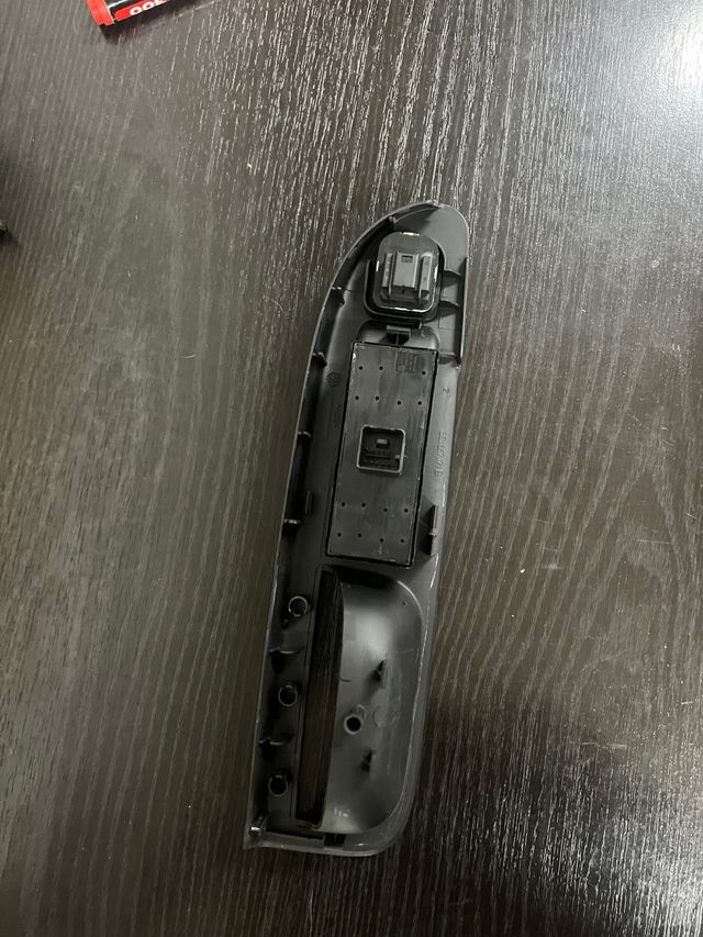 Panel Mando Elevalunas Passat B6 R Line