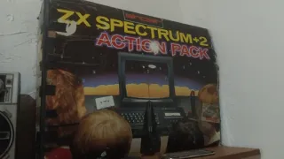 ZX Spectrum +2 Action Pack Caja Deteriorada